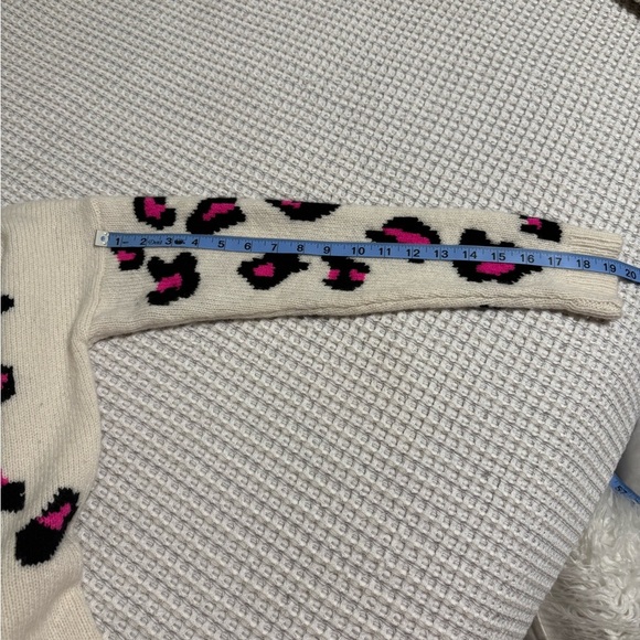 Autumn Cashmere White and Pink Patterned Sweater - Picture 8 of 8